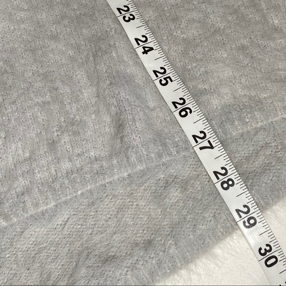 LC Lauren Conrad Chunky Oversized Eyelash Sweater - Picture 8 of 11